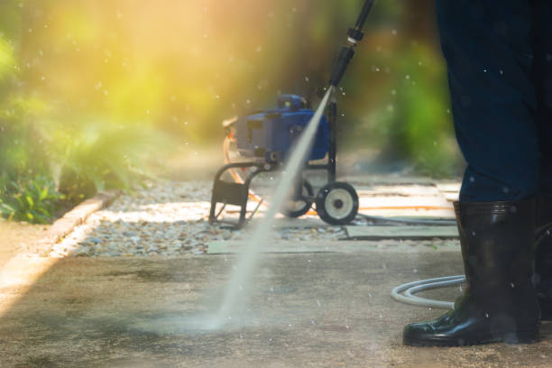Best Oil Spill Cleanup  in Ladera, CA